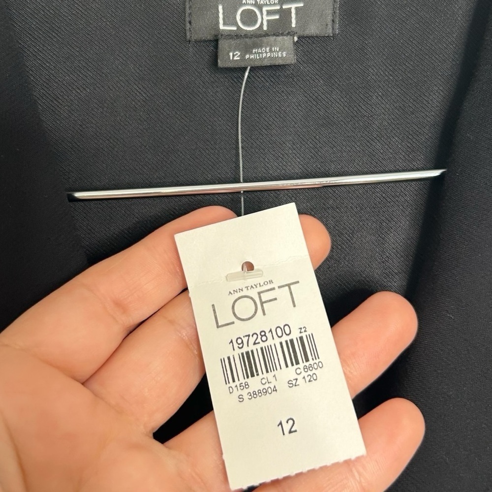 LOFT Black Tuxedo Lapel Elastic Waist Stretch Sleeveless Belted Jumpsuit Sz 12 - Picture 5 of 9